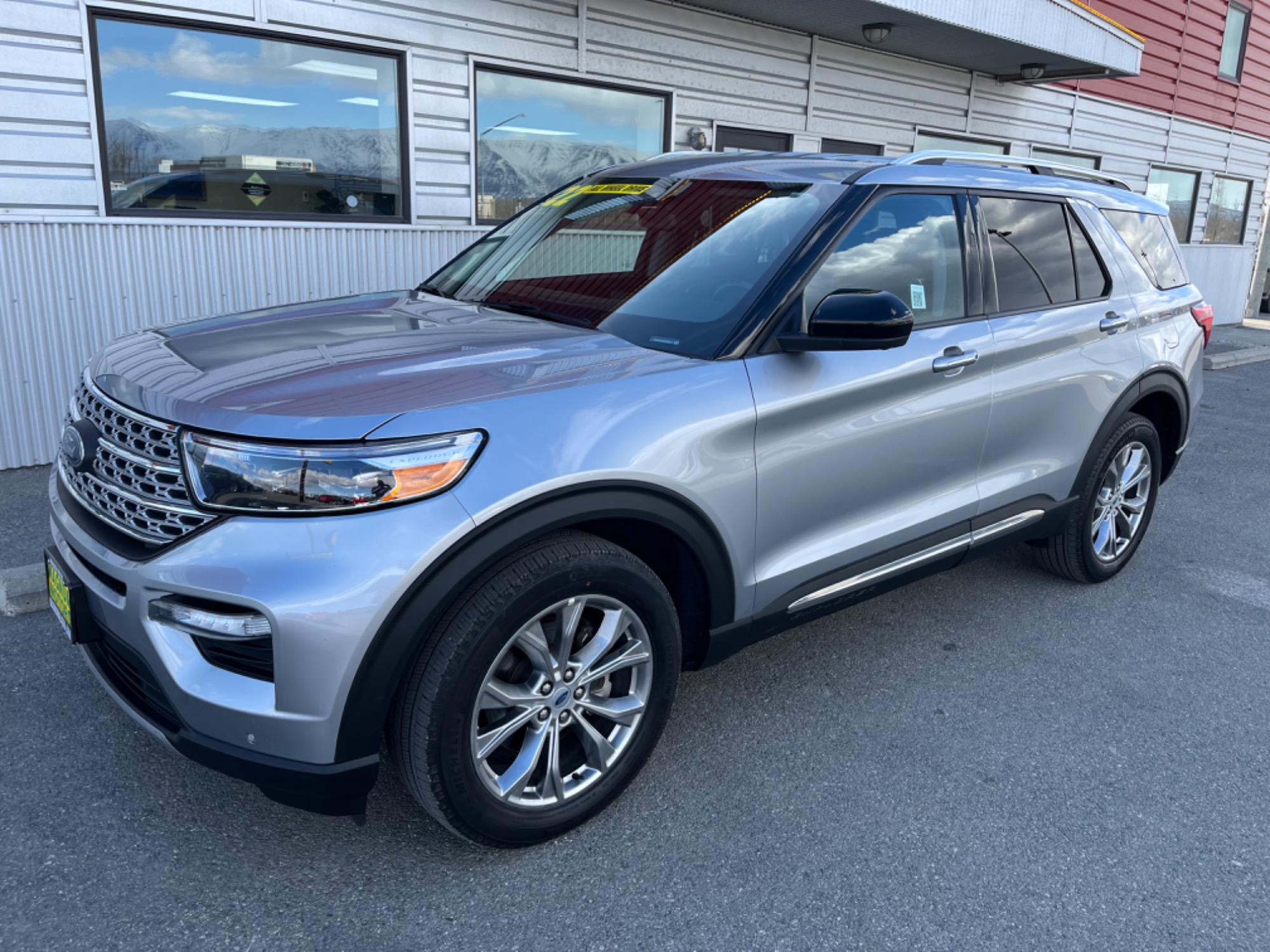 photo of 2022 Ford Explorer Limited AWD
